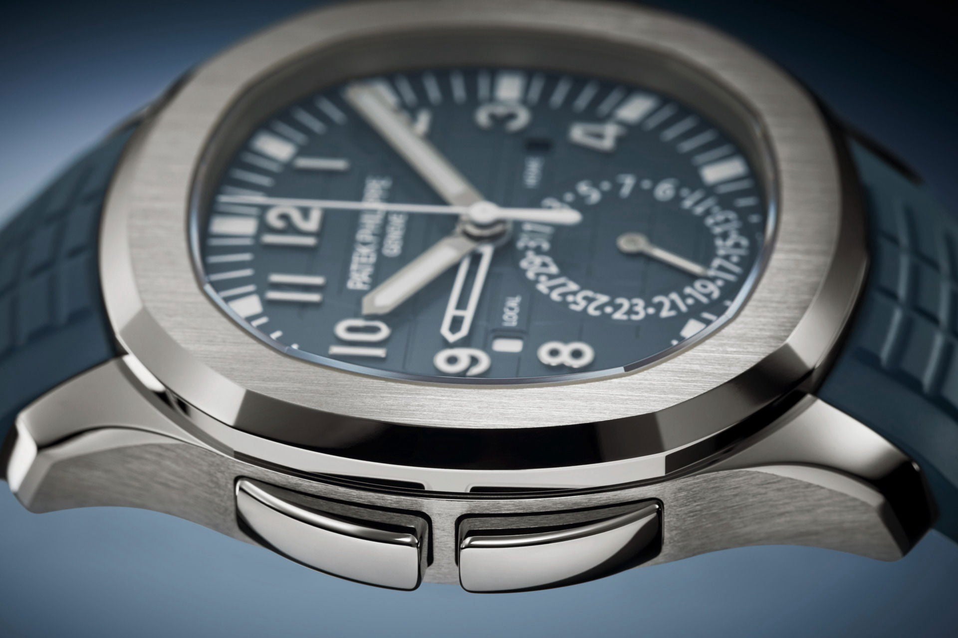Patek Philippe Aquanaut Travel Time