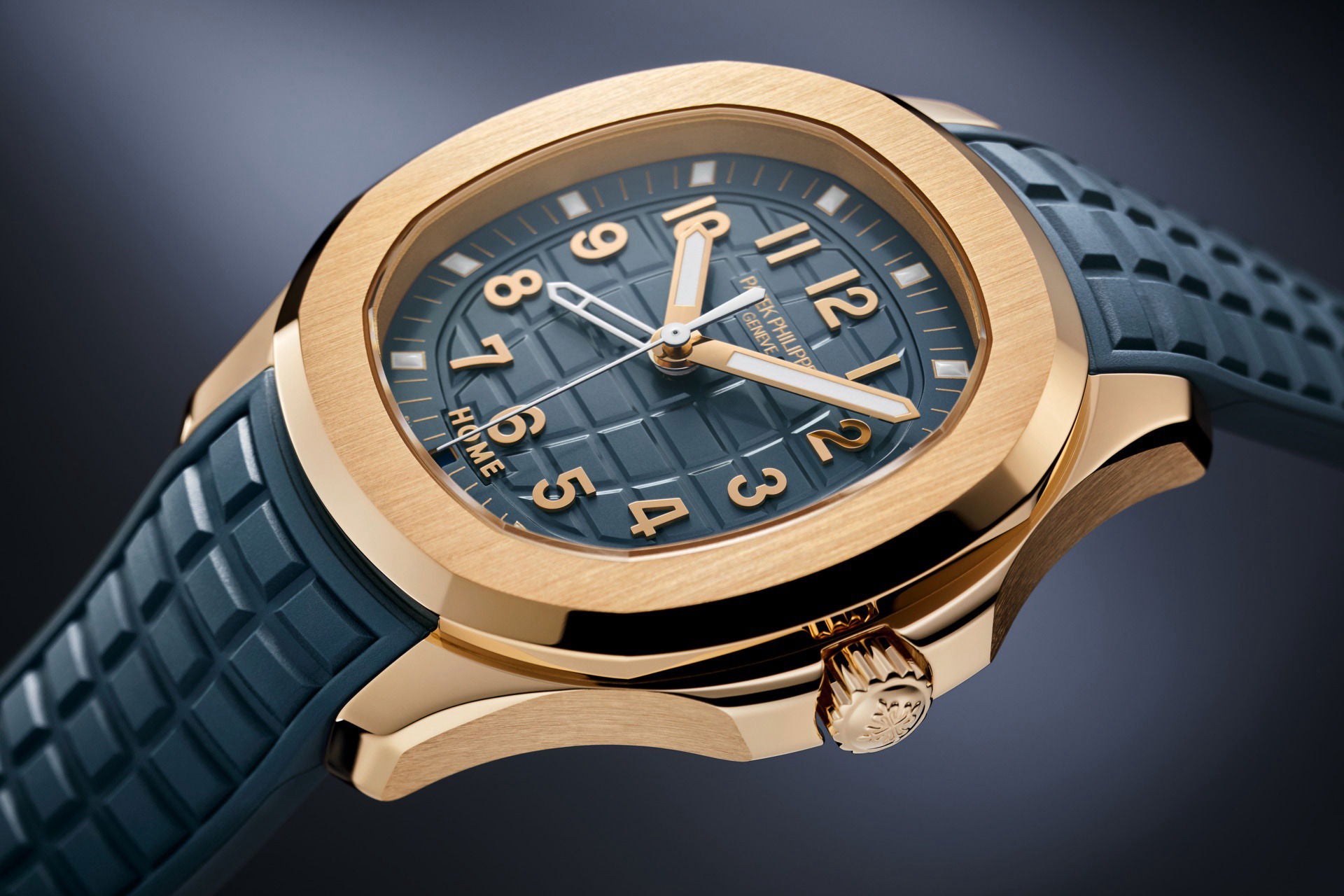 Patek Philippe Aquanaut Travel Time 5269R-001