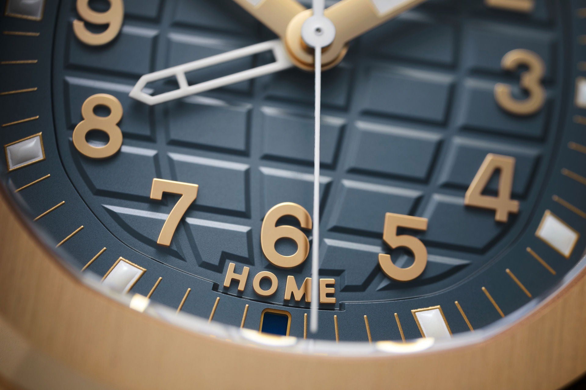 Patek Philippe Aquanaut Travel Time 5269R-001
