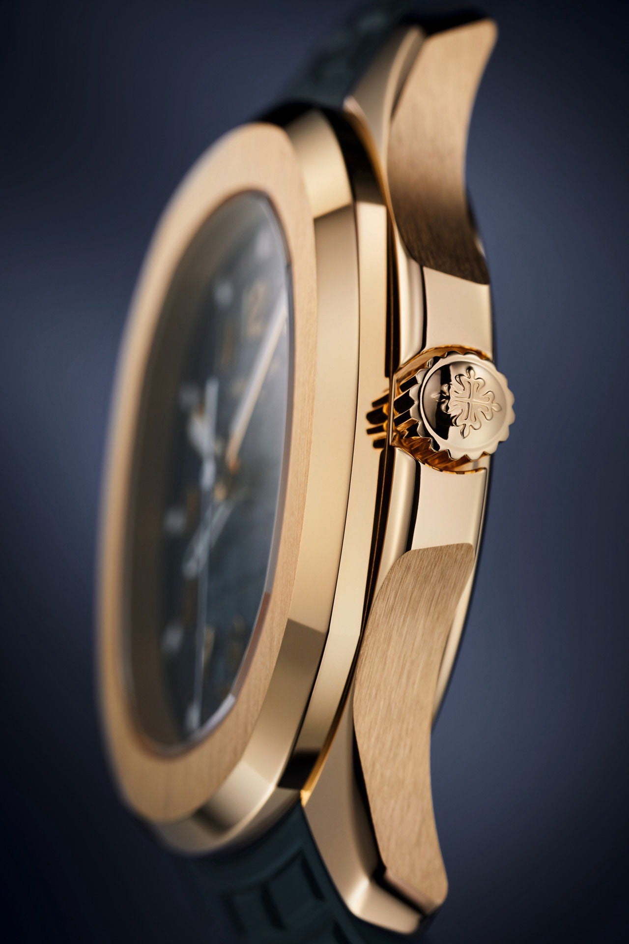 Patek Philippe Aquanaut Travel Time 5269R-001