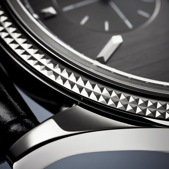 Patek Philippe Calatrava “Clous de Paris”