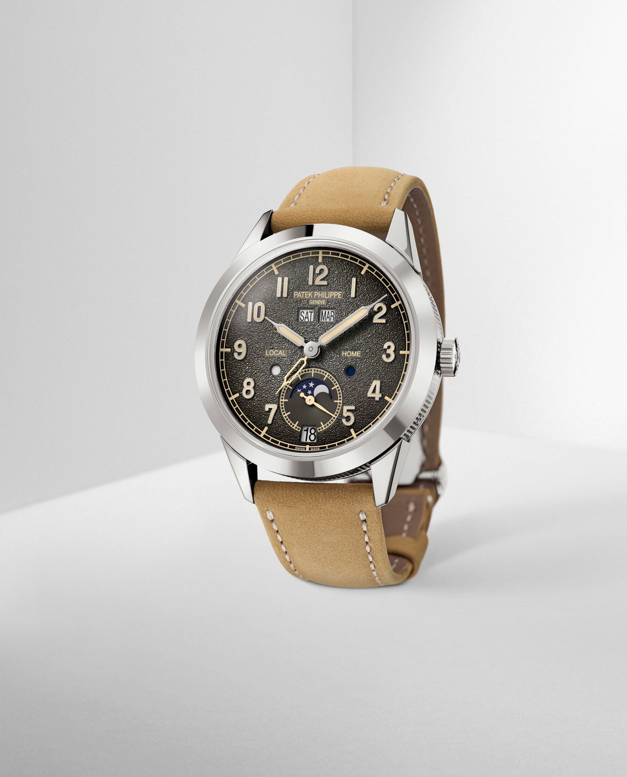 Patek Philippe Complications 5326G-001